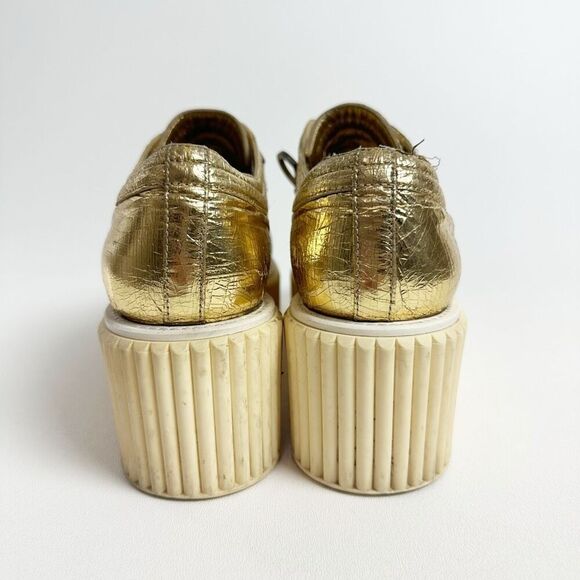 CHANEL Gold Flats Luxurious Loafers - Picture 8 of 13